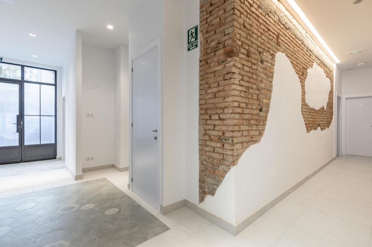 Modern Apartment Close To City Centre Valência Exterior foto